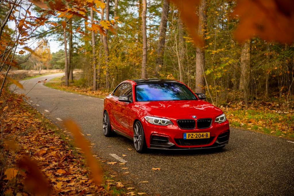 BMW 2-Serie M235i 370PK Coupe 2014 Rood, Auto's, Achterwielaandrijving, Zwart, 4 stoelen, 1445 kg