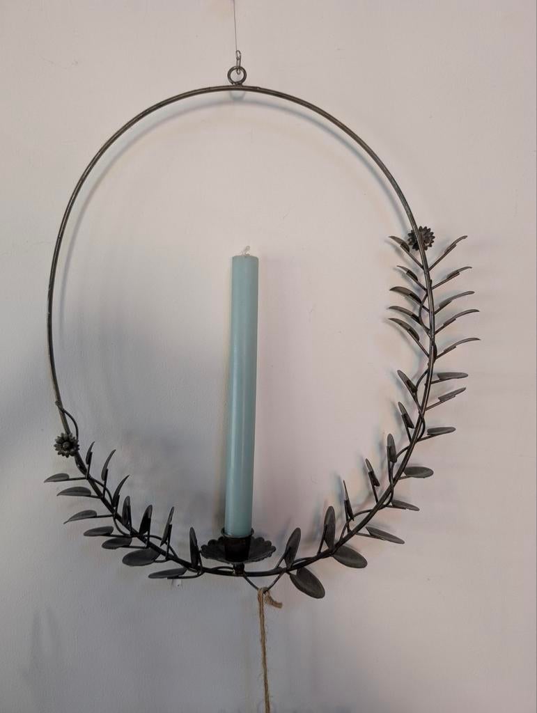 Vintage Brocante Hangende Metalen Kandelaar met ketting, Antiek en Kunst, Antiek | Kandelaars, Overige materialen, Ophalen of Verzenden