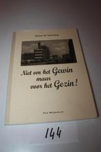 144:        100 jaar De Volharding (later AZIVO), Den Haag, Ophalen of Verzenden, 20e eeuw of later, Gelezen