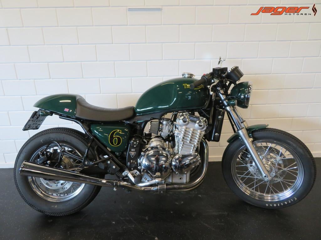 Triumph THUNDERBIRD 900 SPORT NIEUWSTAAT! (bj 2003), Bedrijf, Naked bike