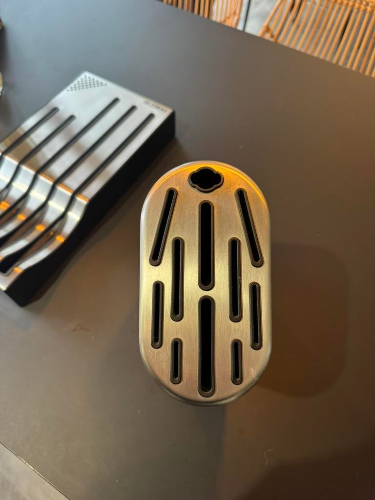 Global messenblok + dock, Verzenden, Zo goed als nieuw, Rvs of Chroom