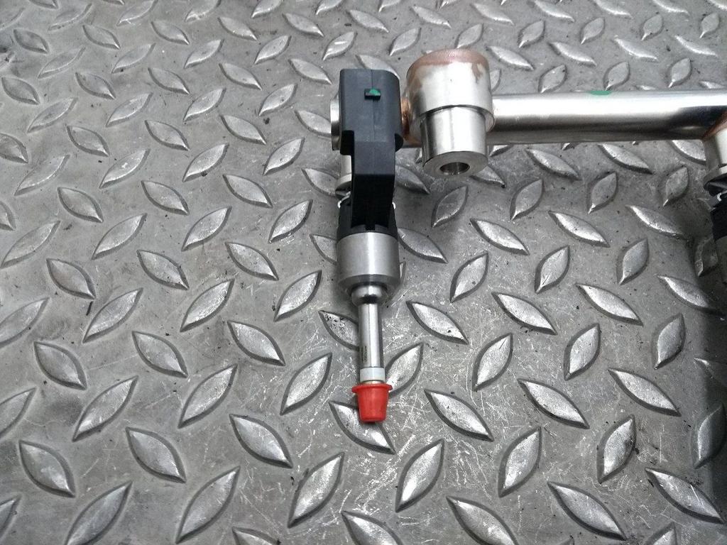 VOLKSWAGEN TOUAREG BRANDSTOF INJECTOR / VERSTUIVER 2018, Ophalen of Verzenden, Gebruikt, Stiba lid