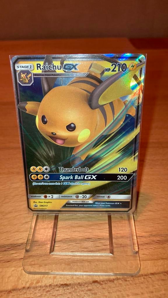 Pokemon Raichu Gx sm promo 213 sun&Moon 5,00 euro, Ophalen of Verzenden, Zo goed als nieuw