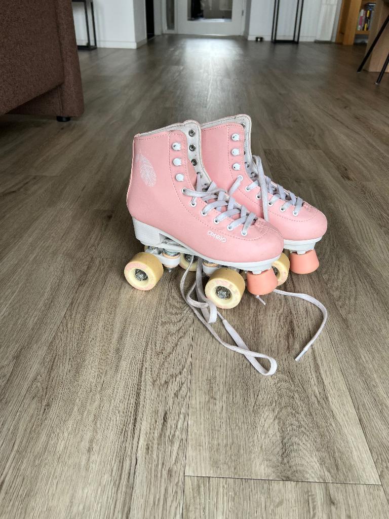 Oxelo kunstrolschaatsen maat 35, Sport en Fitness, Skeelers, Kinderen, Overige typen, Zo goed als nieuw, Ophalen