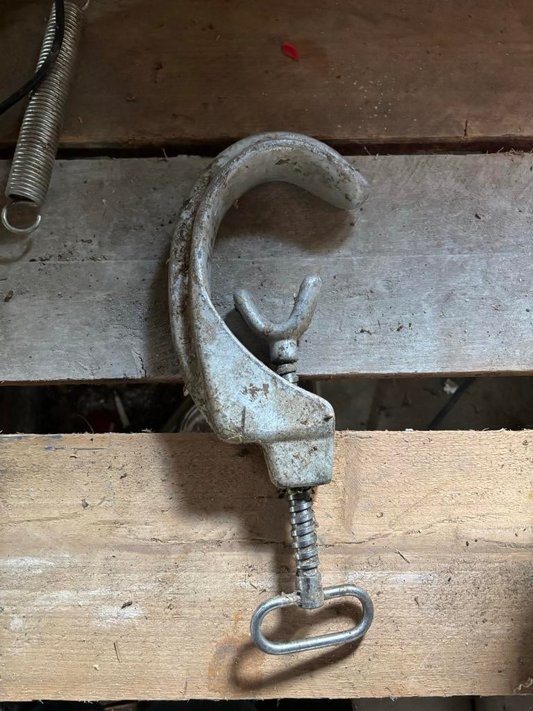 Grote metalen lijmklem pezen klem, Ophalen, Gebruikt