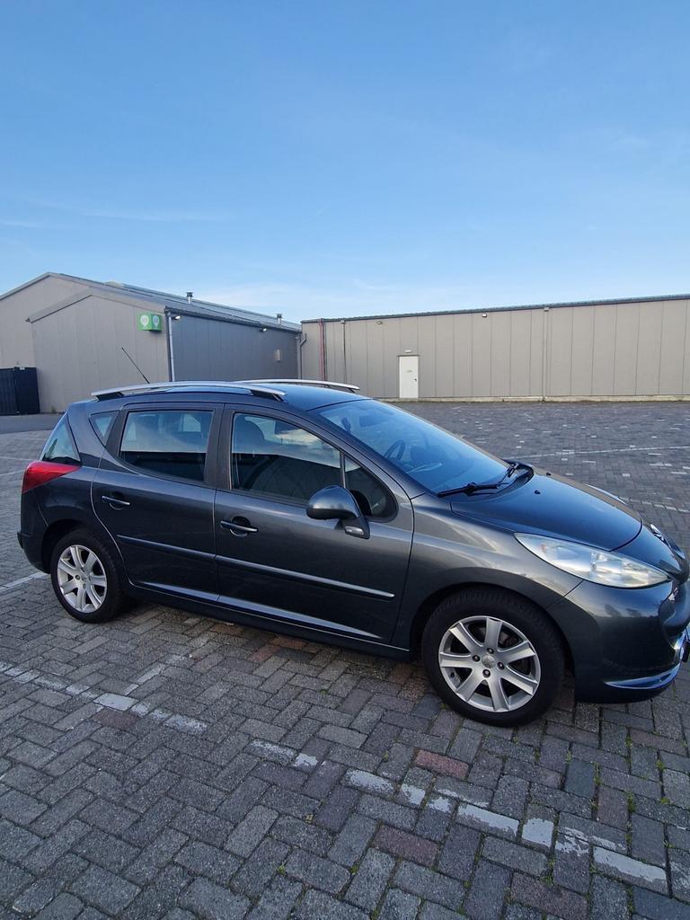 Peugeot 207 1.6 VTi 16V 120pk Aut. 2009 Groen, Auto's, Peugeot, 4 cilinders, 14 km/l, 600 kg, 119 pk