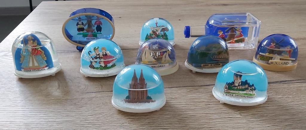 10 Vintage Souvenir Schut/Sneeuwbollen., Ophalen of Verzenden, Gebruikt