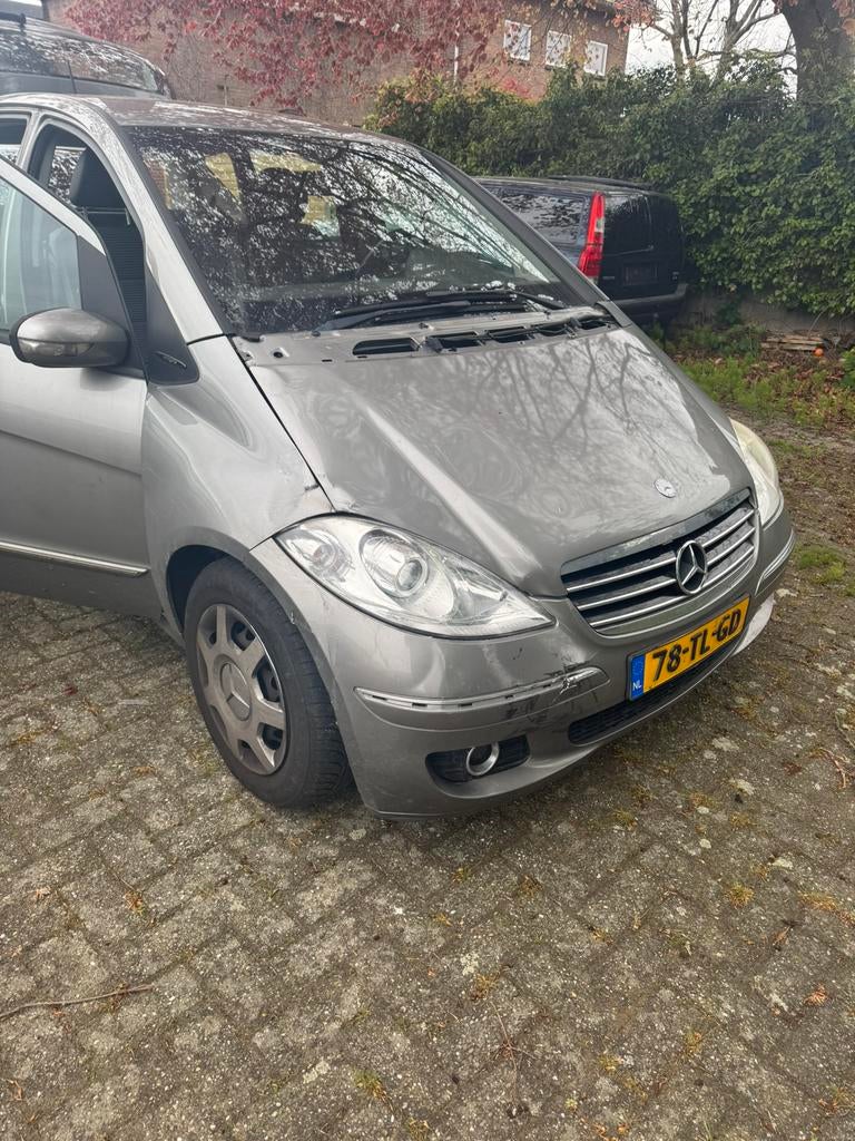 Mercedes-Benz A-Klasse 2.0 CDI A180 5DRS AUT 2006 Grijs, 1280 kg, 400 kg, Leder en Stof, Origineel Nederlands
