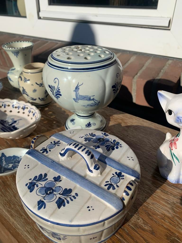 Diverse Delfts Blauw en Kattenbeeldjes Collectie, Ophalen