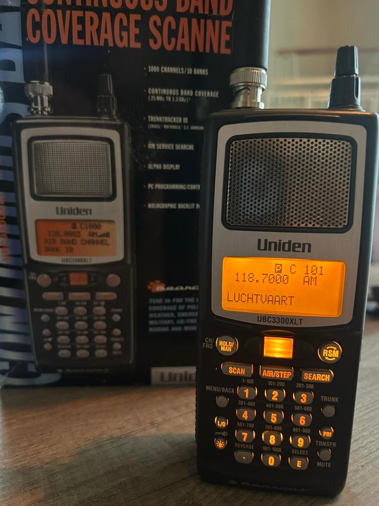 Uniden ubc 3300 met apco 25 card (Ruilen mogelijk), Telecommunicatie, Scanners, Ophalen, Zo goed als nieuw, 500 kanalen of meer