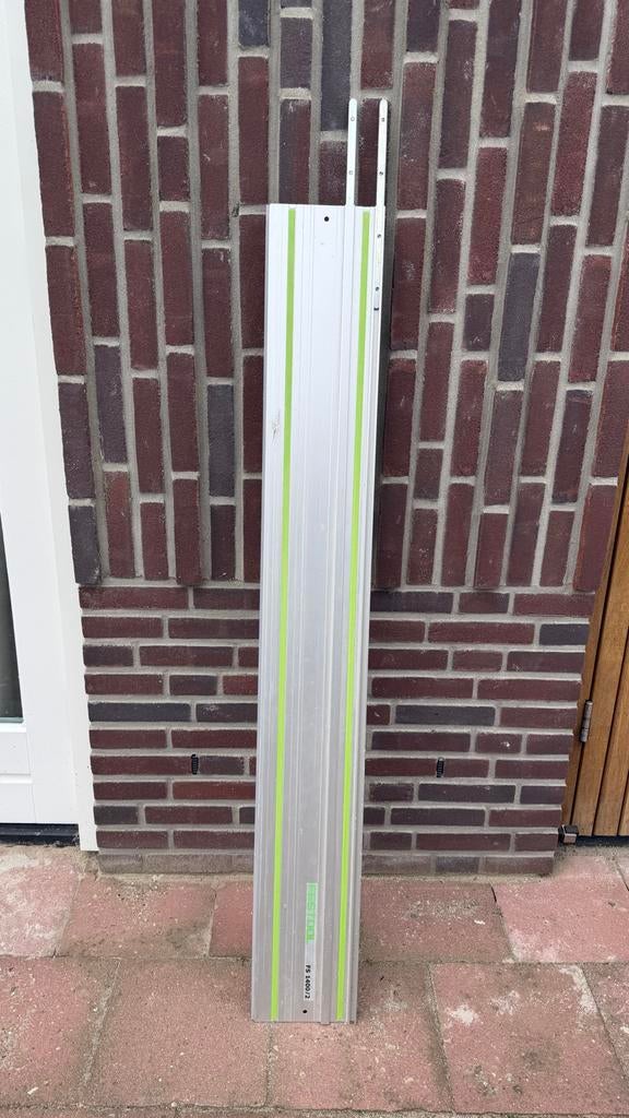 Festool geleiderail FS 1400/2 met FSV/2 verbinders, Doe-het-zelf en Verbouw, Gereedschap | Zaagmachines, Ophalen