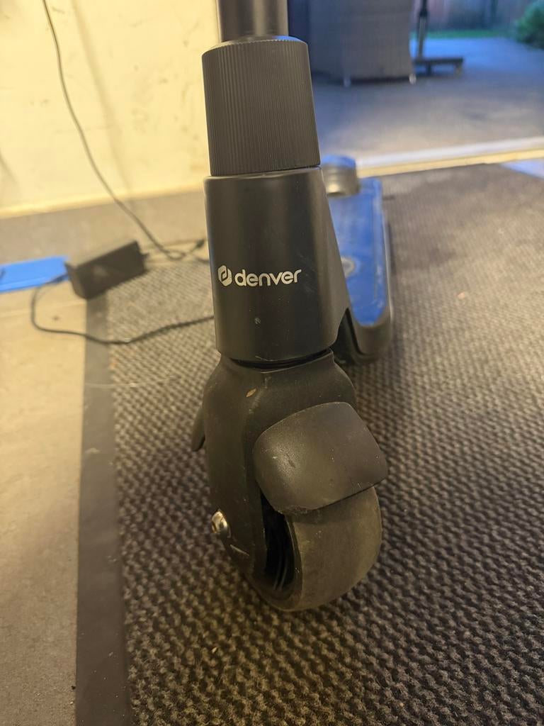 Denver elektrische step, Fietsen en Brommers, Steps, Ophalen of Verzenden, Zo goed als nieuw, Elektrische step (E-scooter)