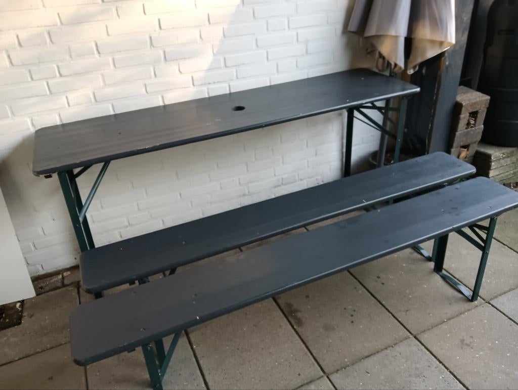 Biertafel, Ophalen, Hout