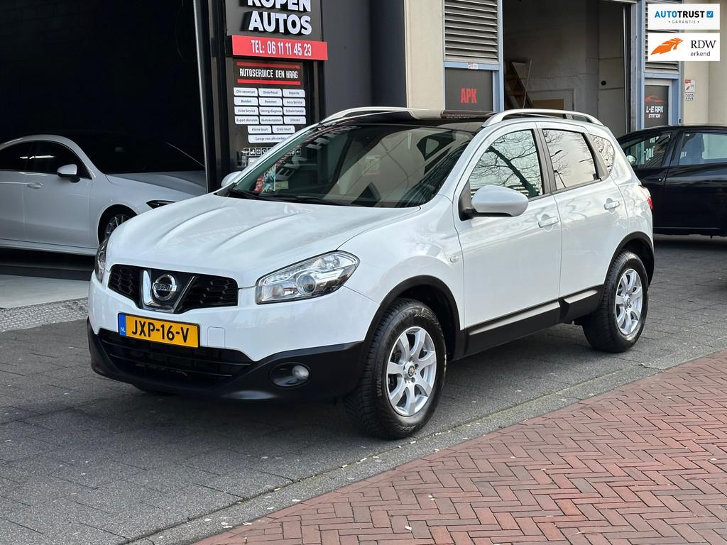 Nissan Qashqai 2.0 Connect Edition Automaat Navi Camera Pano, Auto's, Nissan, Euro 5, Stof, Gebruikt, 4 cilinders