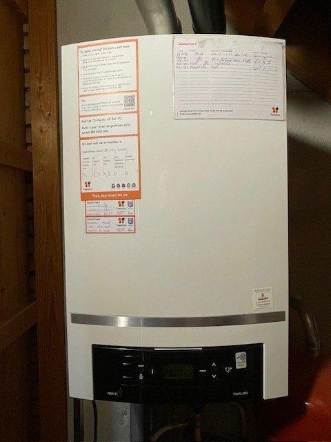 CV-ketel Nefit, Doe-het-zelf en Verbouw, Geisers en Boilers, Gebruikt, Geiser, Aardgas, Minder dan 20 liter, Ouder dan 10 jaar