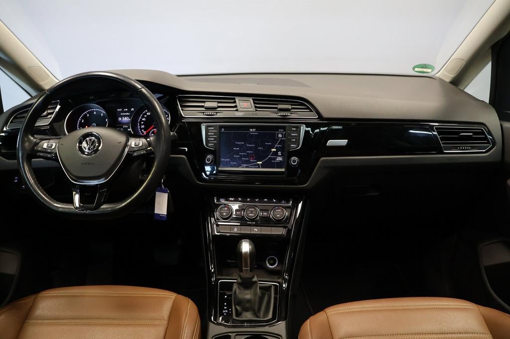 Volkswagen Touran 1.4 TSI Highline 7p |DSG|Pano|Carplay|Lede, Adaptive Cruise Control, Gebruikt, Euro 6, 150 pk