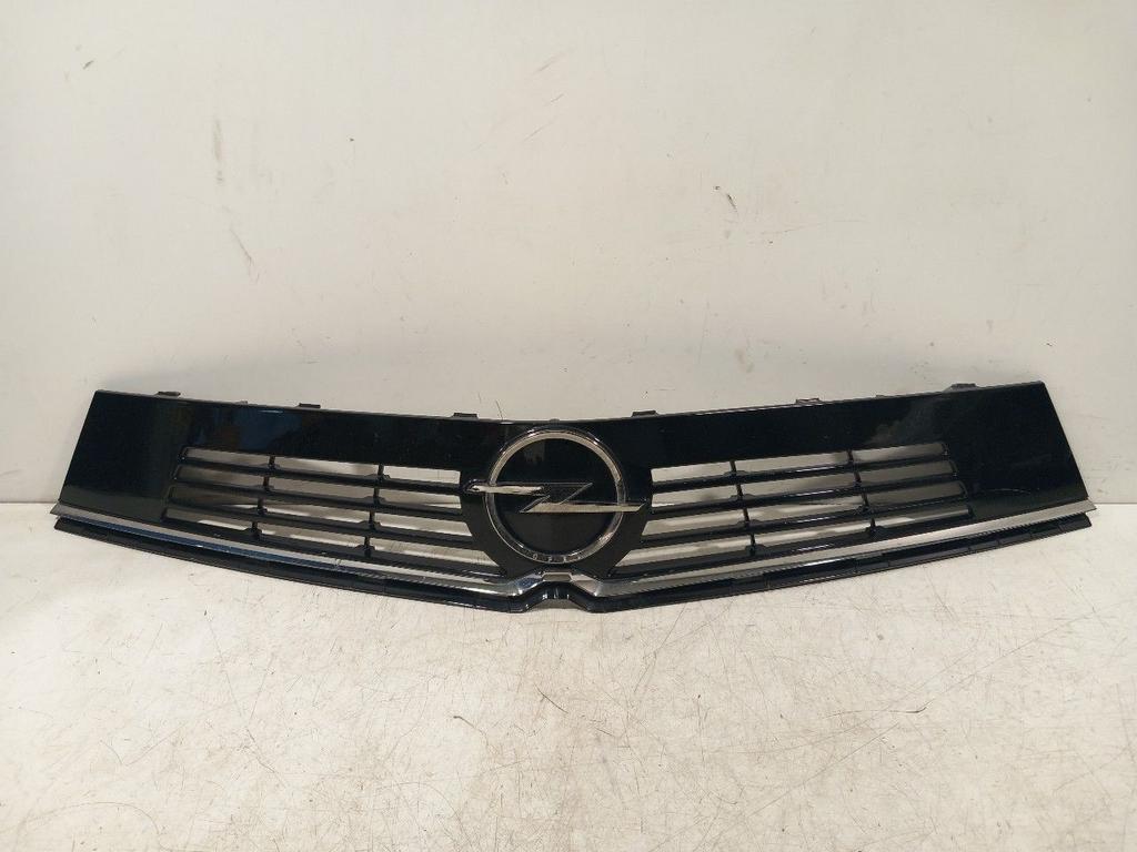 Grille Opel Astra, Onderdelen@venauto.nl, Van der Ven Autorecycling B.V., Gebruikt, Ettenseweg 76, 4706 PB Roosendaal, The Netherlands