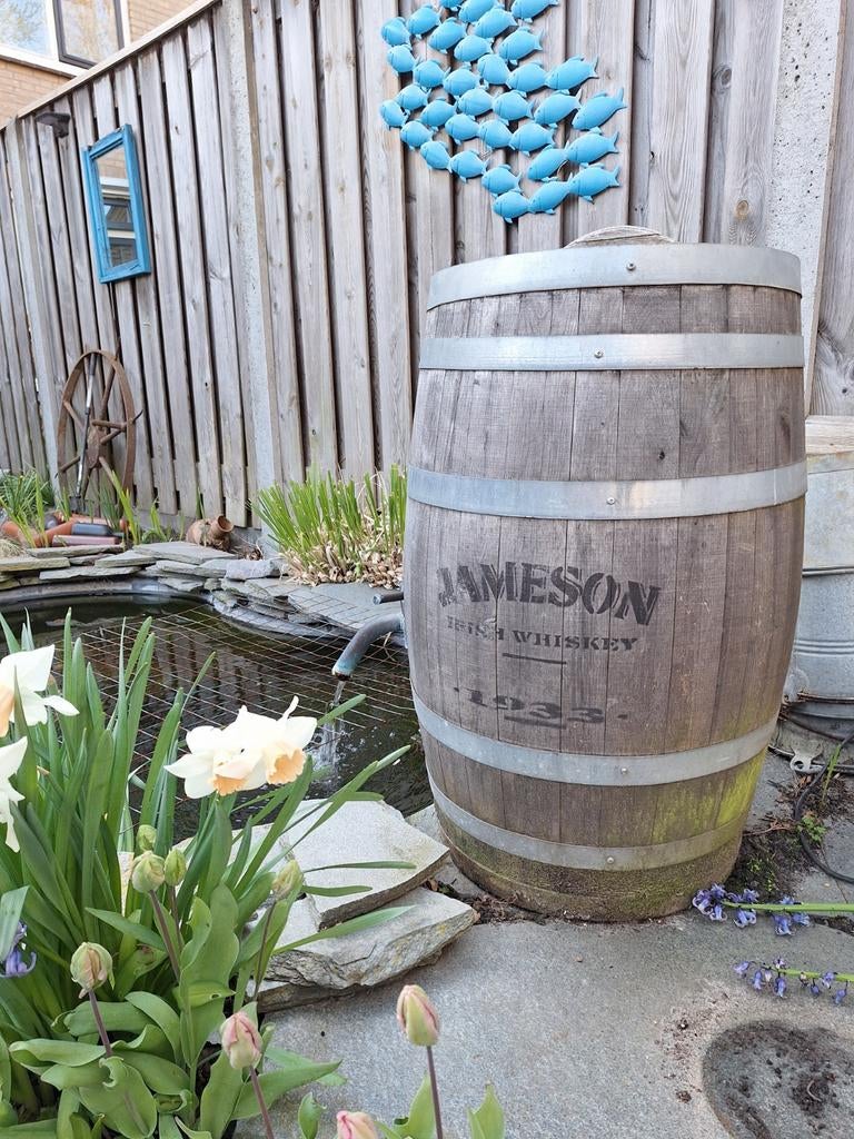 Vijverpomp en filter in whisky vat, Ophalen of Verzenden, Gebruikt