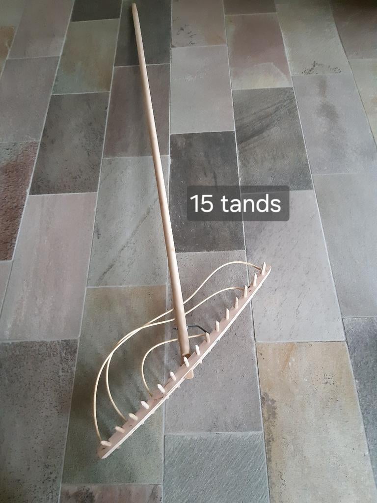 Nieuwe houten hooihark met 15 tanden, Ophalen, Nieuw, Hark