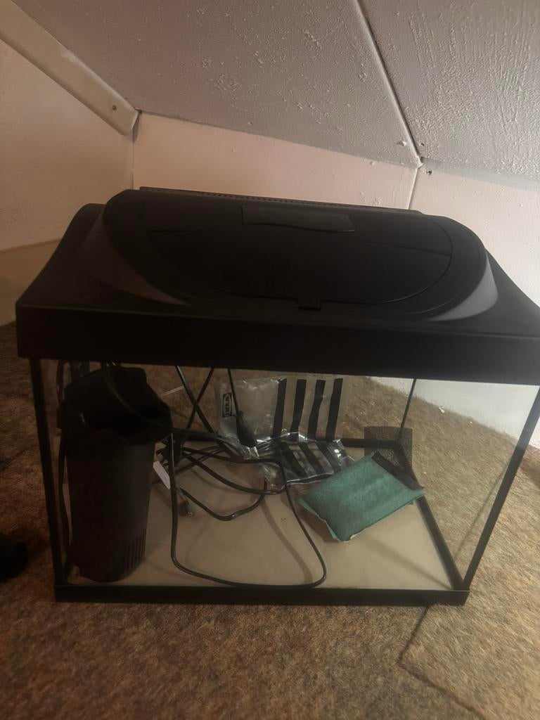 Aquarium 2x, Ophalen, Zo goed als nieuw, Leeg aquarium