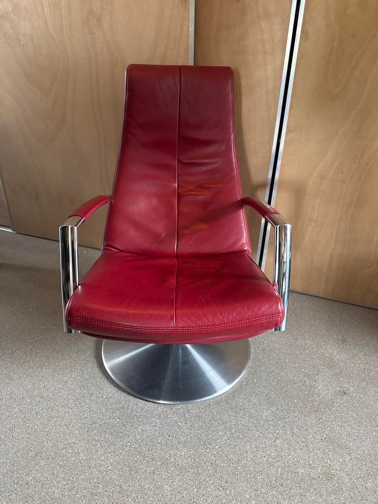 Rode leren deaai Topform stoel met metalen onderstel, Ophalen, Gebruikt, Leer, Eén