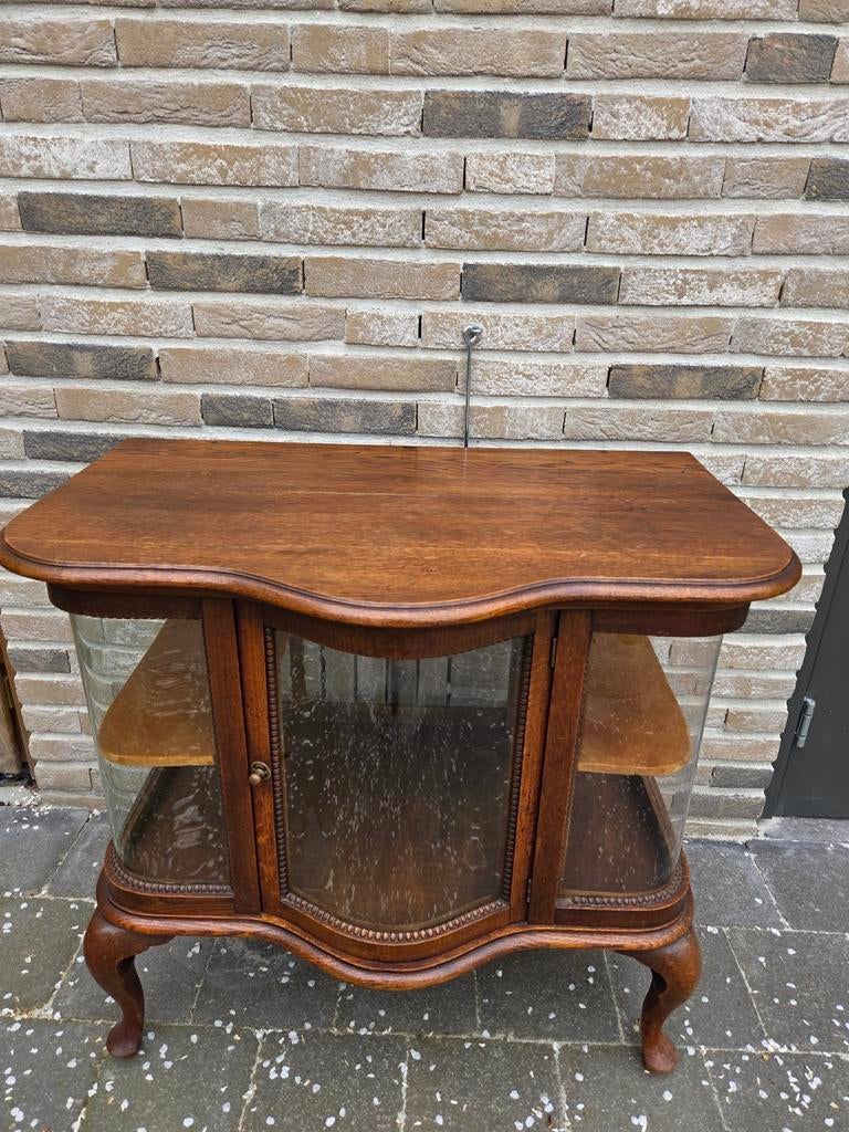 Oud theekastje gebogen glas, Ophalen