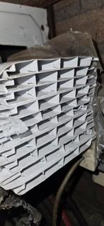 Kunstof schroten wit nieuw10cm werkbreedte  390cm lang 10st, Ophalen of Verzenden, Nieuw, Kunststof, Plinten