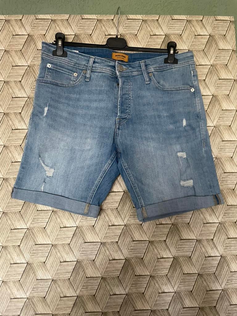 Jeans short Jack & Jones, blauw, L stretch, Kleding | Heren, Spijkerbroeken en Jeans, Ophalen of Verzenden, Zo goed als nieuw