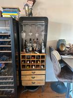Stijlvolle Dutchbone wijnkast / barkast, Huis en Inrichting, Ophalen, Gebruikt, 15 tot 25 flessen, Metaal