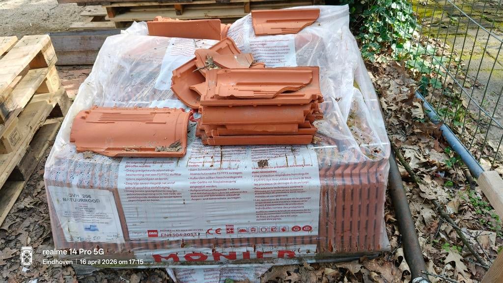 Monier OVH 206 Natuurrood Dakpannen - ca. 120 stuks, Doe-het-zelf en Verbouw, Dakpannen en Dakbedekking, Ophalen, Steen of Klei