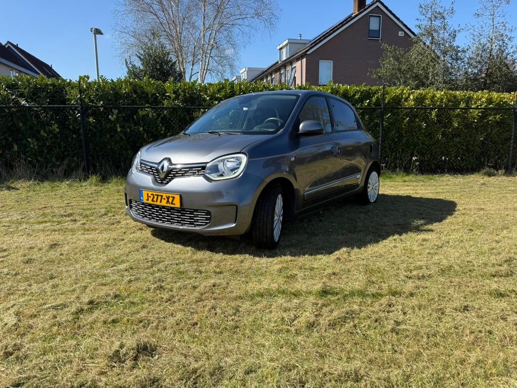 Renault Twingo R80 Electric 82pk 2020 Grijs, Auto's, Automaat, 37 €/maand, Origineel Nederlands, Grijs