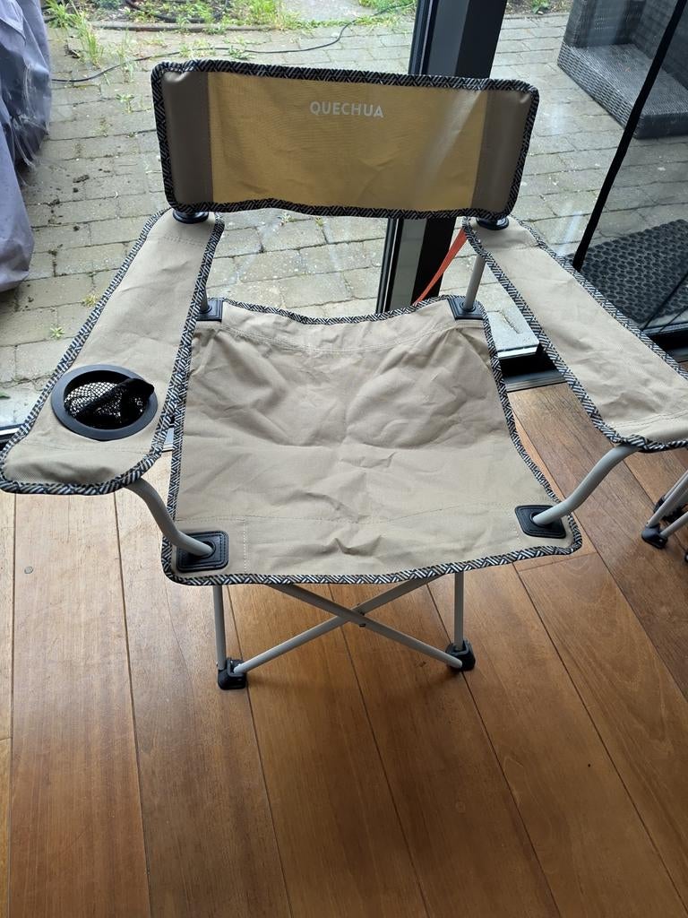 Quechua Campingstoel met bekerhouder, Ophalen, Gebruikt, Campingstoel