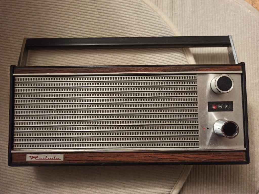 Vintage antieke Radiola radio, Ophalen of Verzenden, Gebruikt