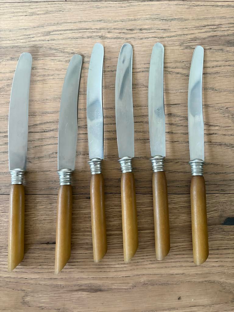 Set van 6 Peveco bakeliet roestvrijstalen messen, Antiek en Kunst, Antiek | Bestek, Ophalen of Verzenden