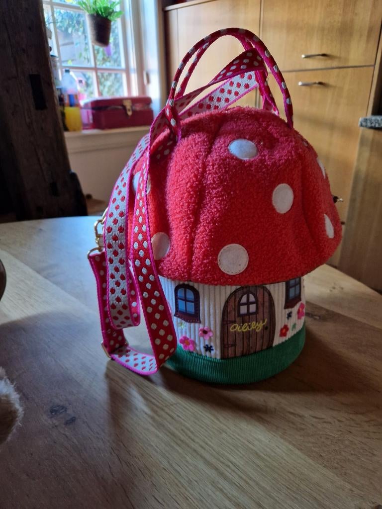 RUIME SCHOUDERTAS 🍄🍄 OILILY PADDENSTOEL, Ophalen of Verzenden, Nieuw