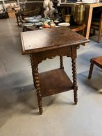 Plantentafeltje met gedraaid pootje, Ophalen, 50 tot 100 cm, 25 tot 50 cm, Eikenhout