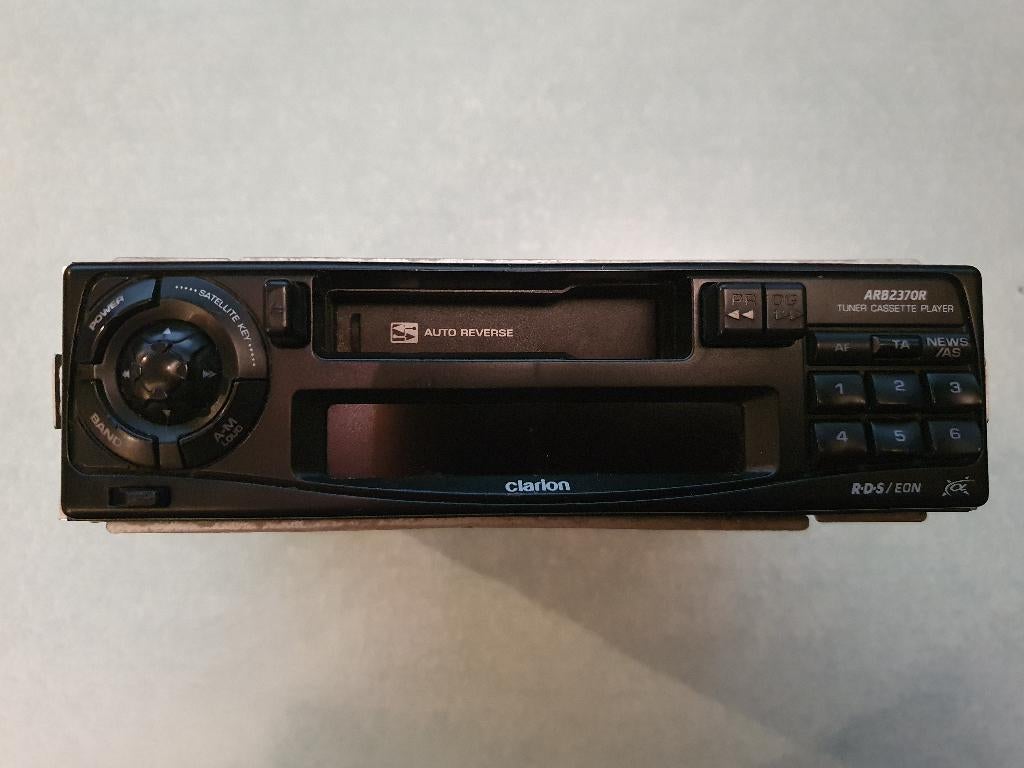 Autoradio - Clarion ARB2370R - Tuner Cassette Player, Auto diversen, Autoradio's, Ophalen of Verzenden, Gebruikt