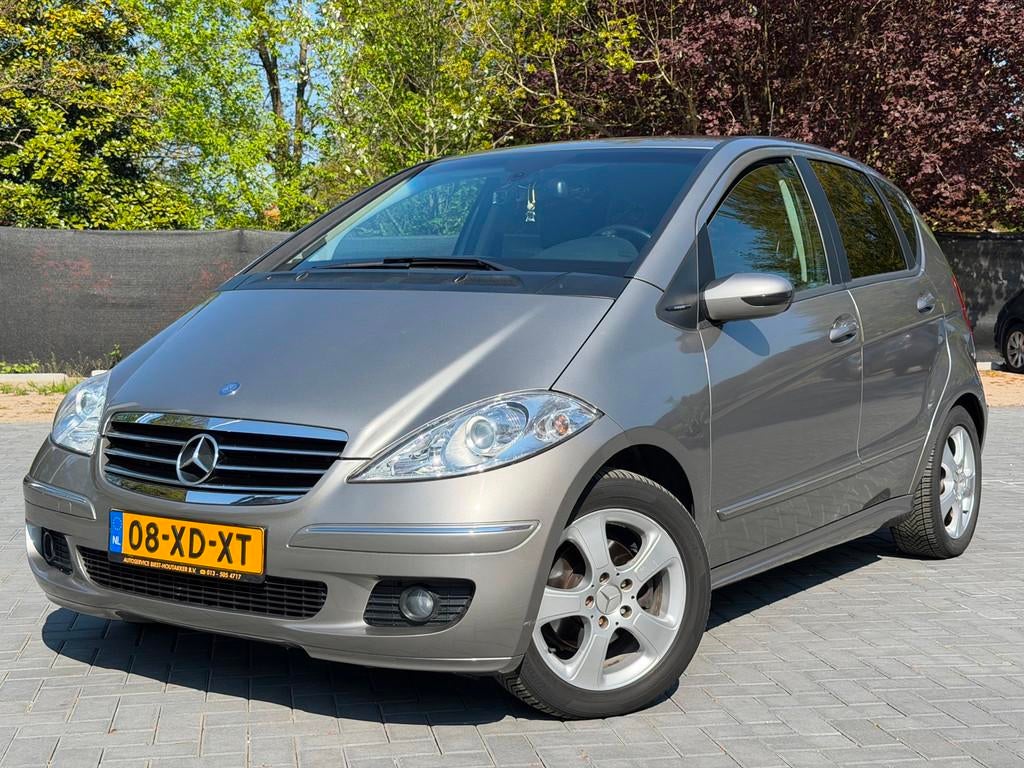 Mercedes-Benz A-klasse 150 Avantgarde/Automaat/Airco/Leer/Ca, Auto's, Mercedes-Benz, 15 km/l, Zwart, Leder en Stof, Origineel Nederlands