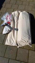 Dorema luifel voor de caravan  760 omloop, Ophalen