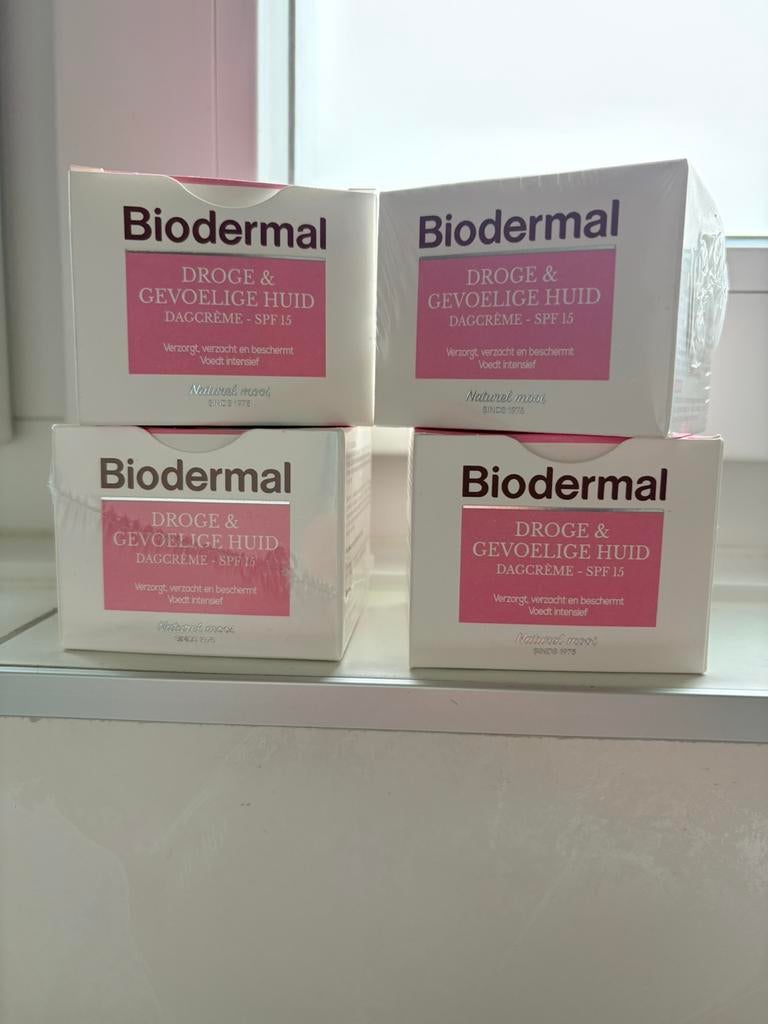 Biodermal creme, Ophalen of Verzenden, Nieuw, Gehele gezicht, Verzorging