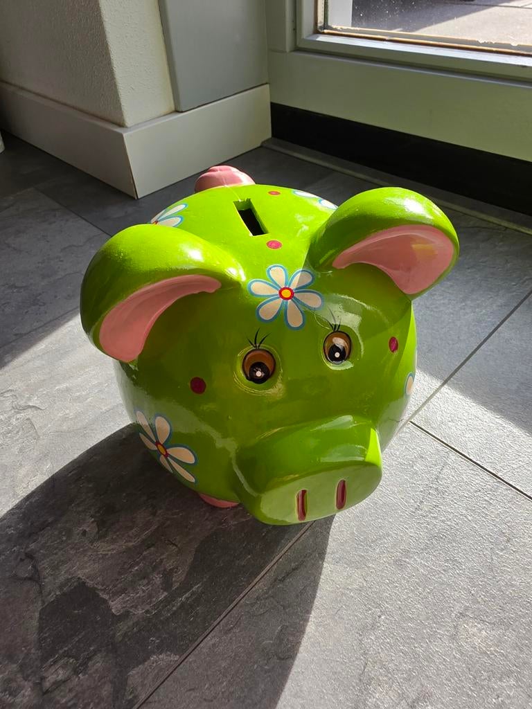 Grote groene spaarpot varken, Verzamelen, Ophalen, Gebruikt, Steen, Aardewerk of Keramiek, Dier