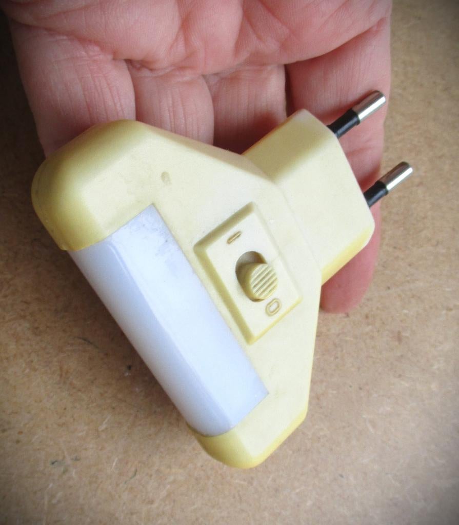 Nachtlampje~Hema Nachtlichtje~Lampje direct op stopco, Ophalen of Verzenden, Gebruikt, Vintage
