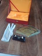 Decoratieve Chinese waaier met standaard en doos, Ophalen of Verzenden, Nieuw