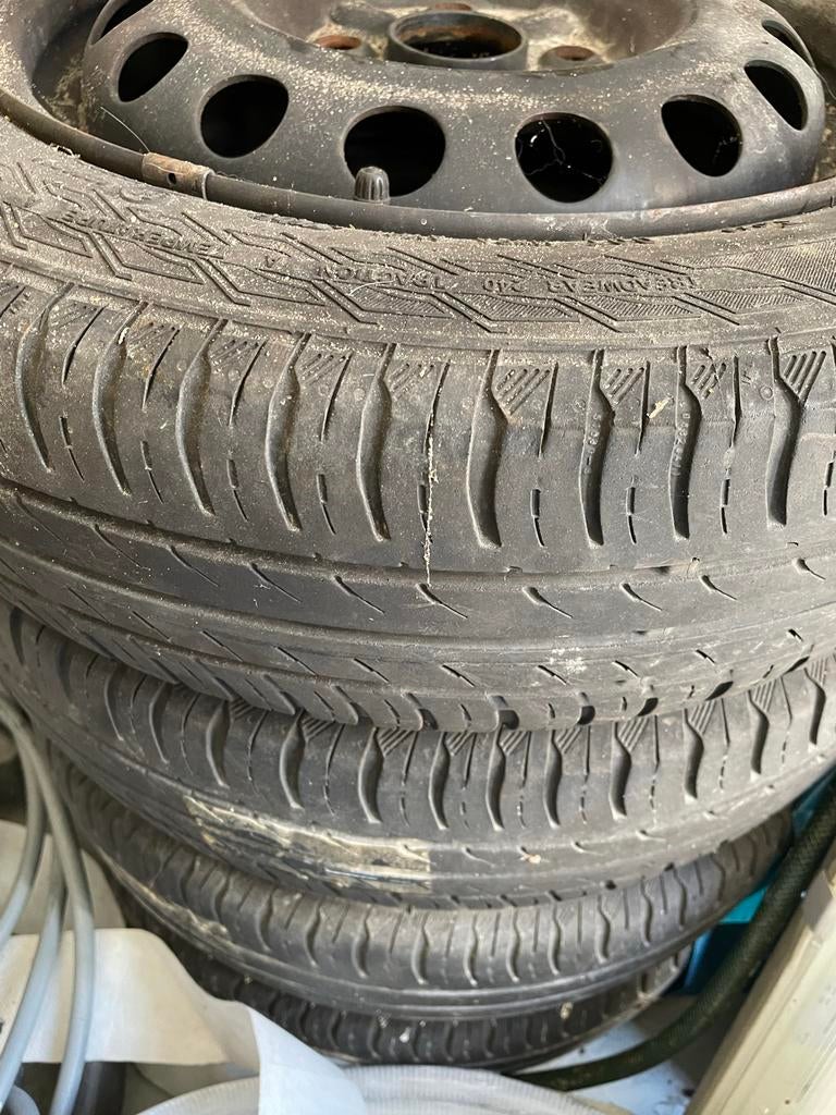Aygo/c1/107Continental Zomerbanden op stalen velg 155/65 R14, Ophalen of Verzenden, Gebruikt
