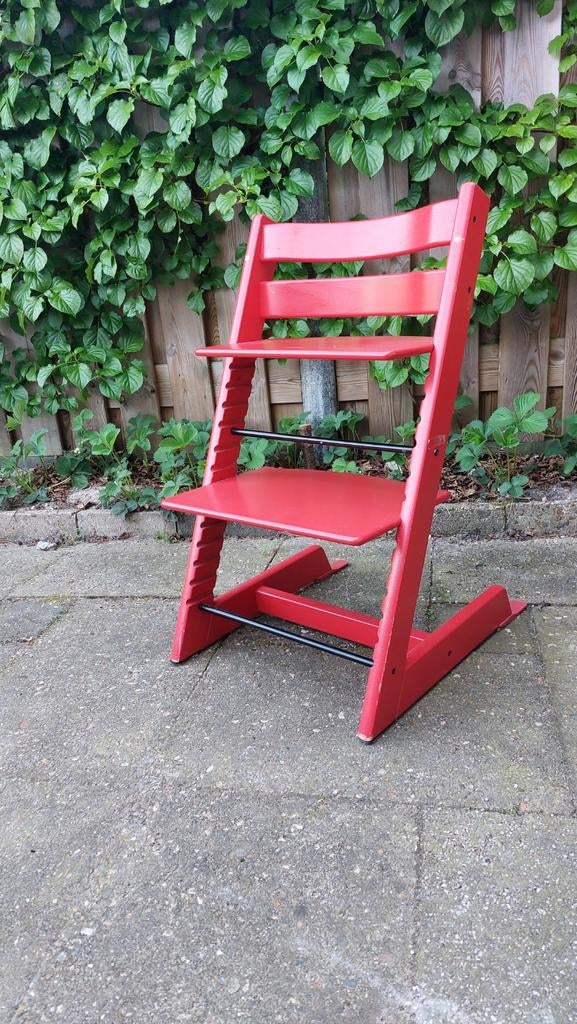 Stokke Tripp Trapp meegroeistoel - Rood, Kinderen en Baby's, Kinderstoelen, Ophalen, Gebruikt, Meegroeistoel