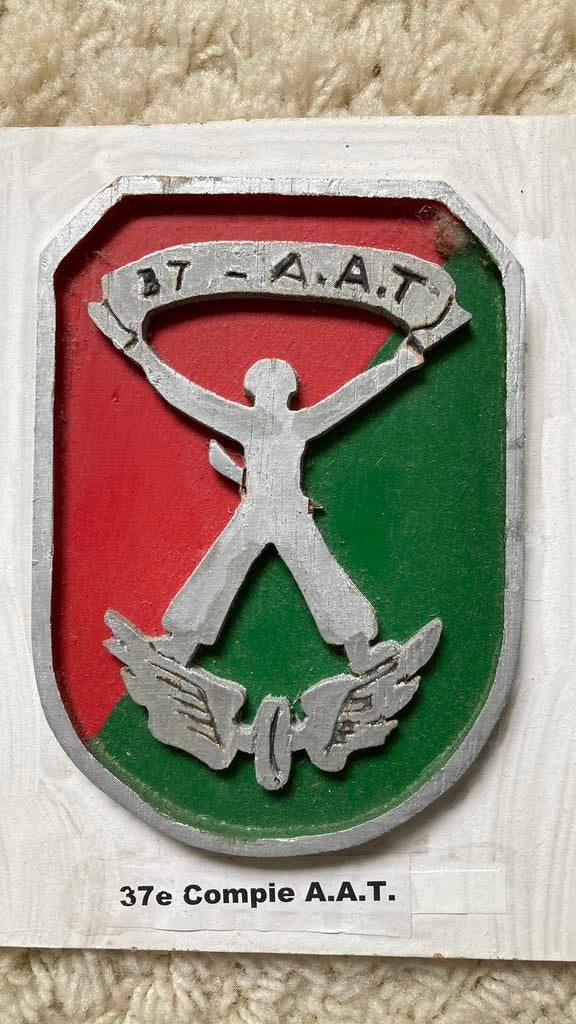 KNIL 37e Compagnie A.A.T., Ophalen of Verzenden, Landmacht, Nederland, Embleem of Badge
