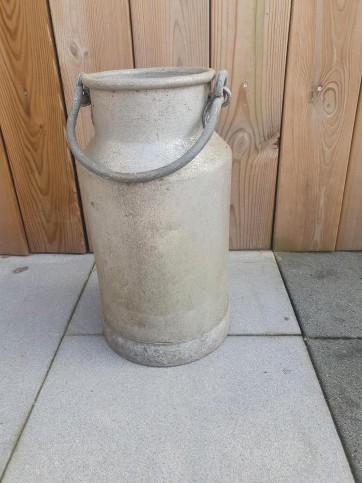 Oude aluminium melkbus - 10 liter - Brocante decoratie, Antiek en Kunst, Curiosa en Brocante, Ophalen