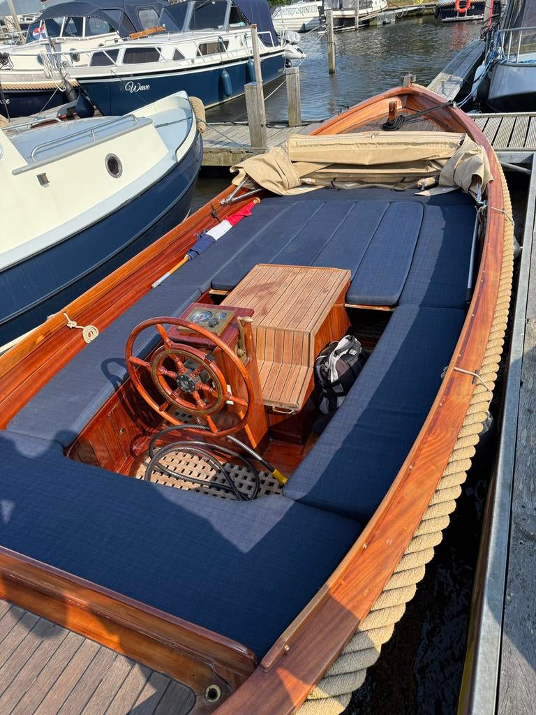 Breedendam 690 Sloep - Klassieke Elegantie op het Water, Watersport en Boten, Sloepen, 10 tot 30 pk, Gebruikt, Binnenboordmotor