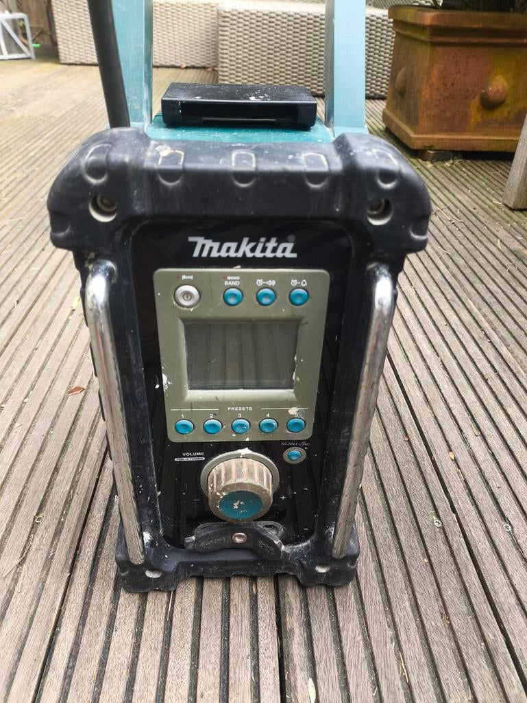 Makita Bouwradio kopen? ✔️ Vergelijk & bespaar
