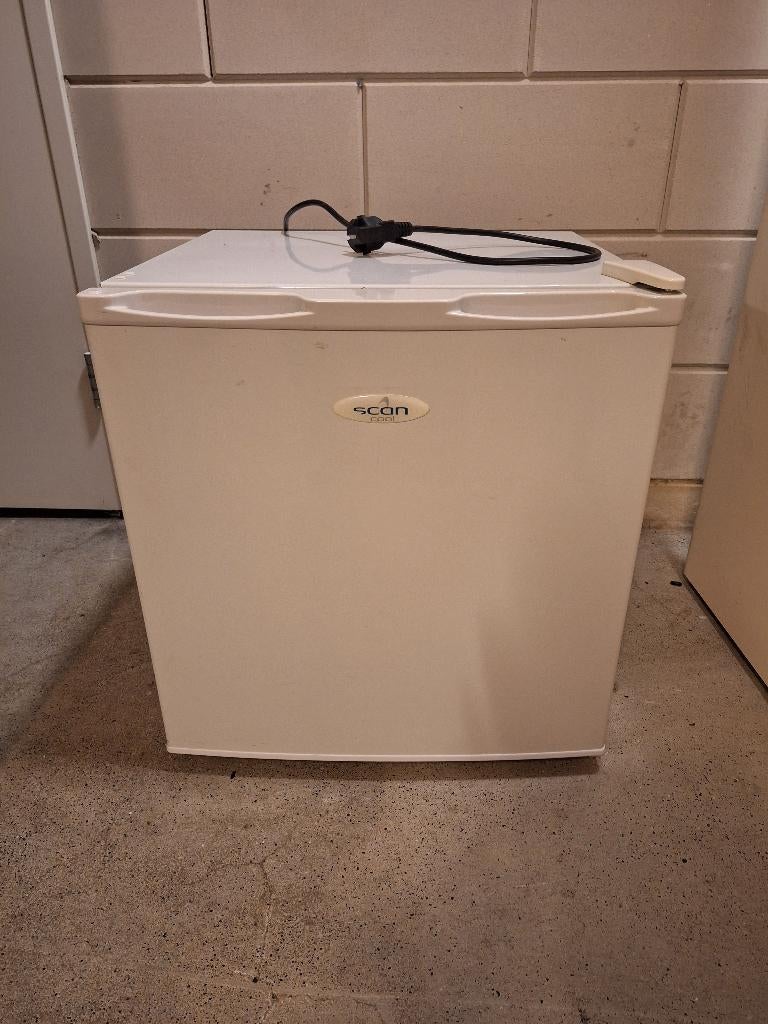 Vriezer klein formaat, Witgoed en Apparatuur, Ophalen of Verzenden, Minder dan 60 cm, Minder dan 85 cm